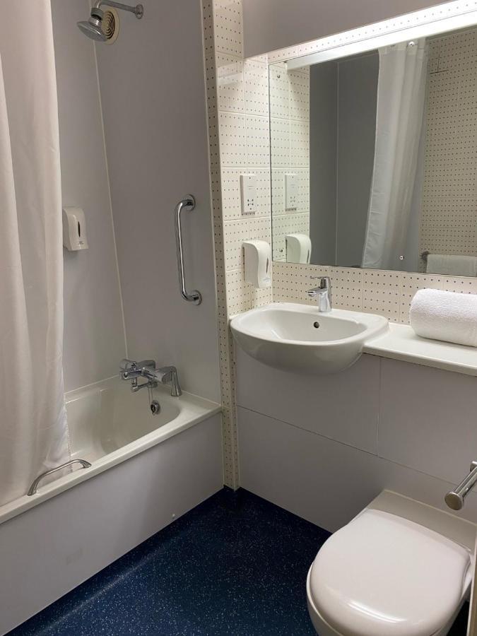 Go2 Dundee Camperdown Hotel Free Car Park Bagian luar foto